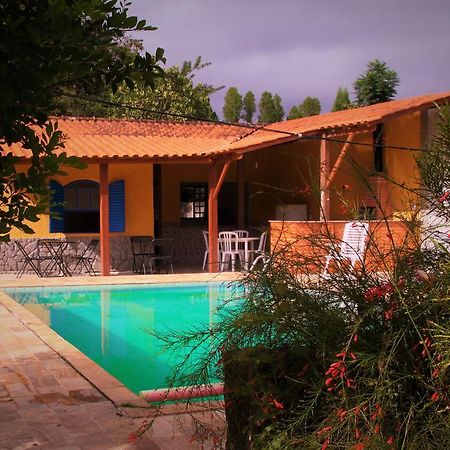 Вилла Sitio Estrada Real De Tirandentes Санта-Круз-ди-Минас Экстерьер фото